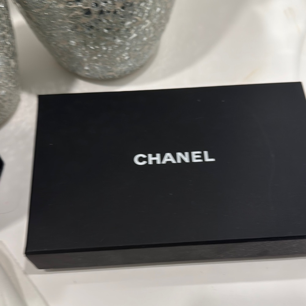 Chanel Black Key Card Holder with Iconic Quilted Design passport holder - Picture 5 of 8
